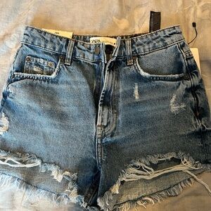Zara Women's Blue Denim Shorts